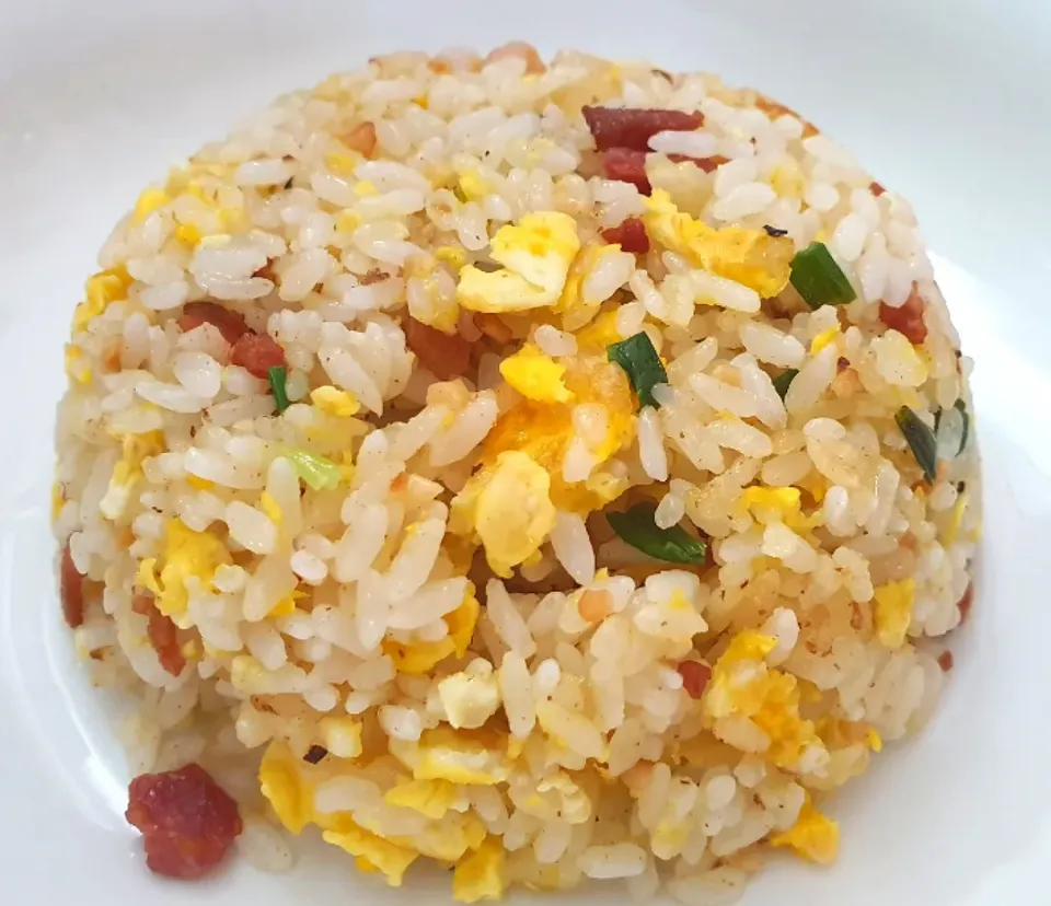 🥓 Bacon Egg Garlic Butter Fried Rice 🍚 😋
Seasalt Black Pepper Sesame Oil |🌷lynnlicious🌷さん