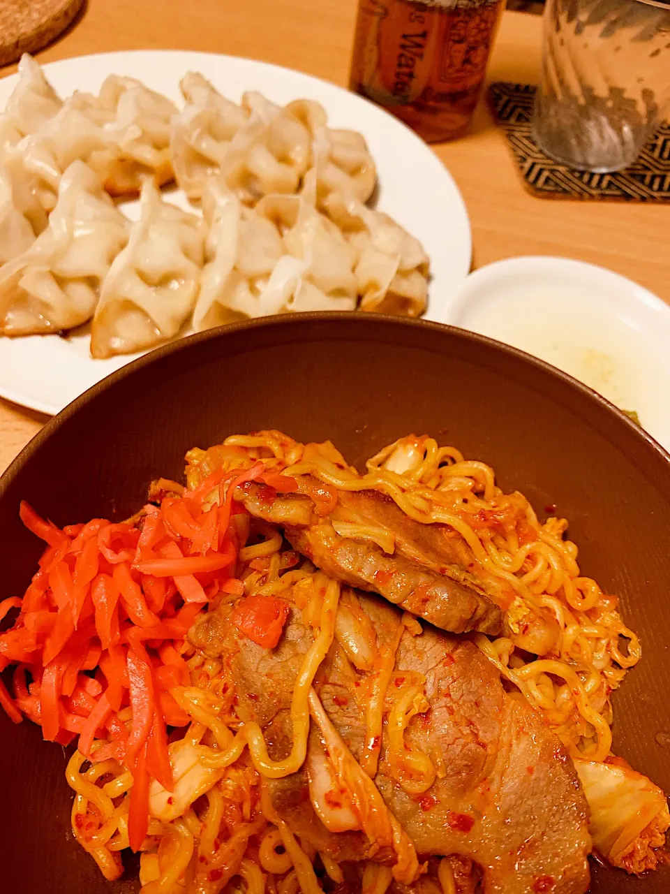 豚キムチ焼きそば 餃子定食|Runaさん