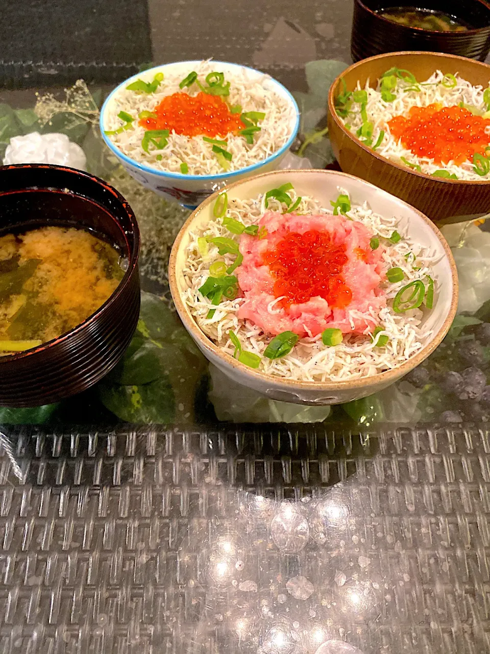 しらす丼、しらすいくら丼|Nickさん