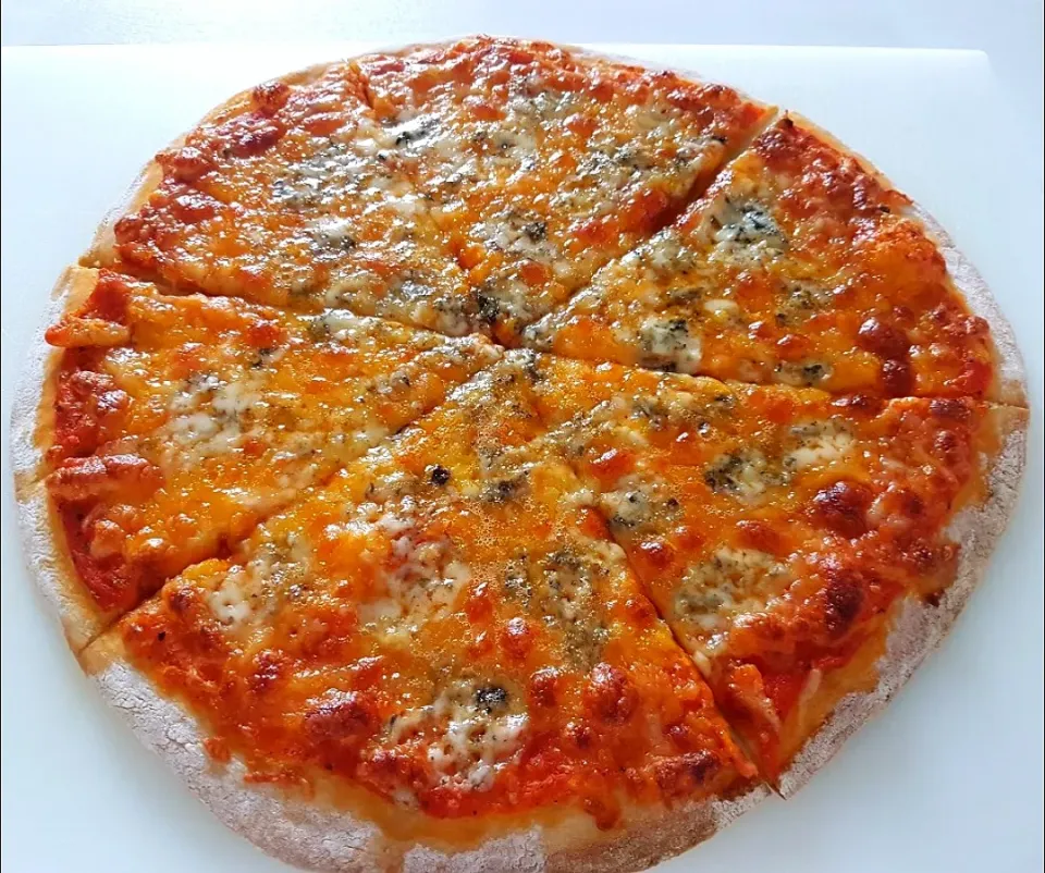 pizza 4 quesos|jositoさん