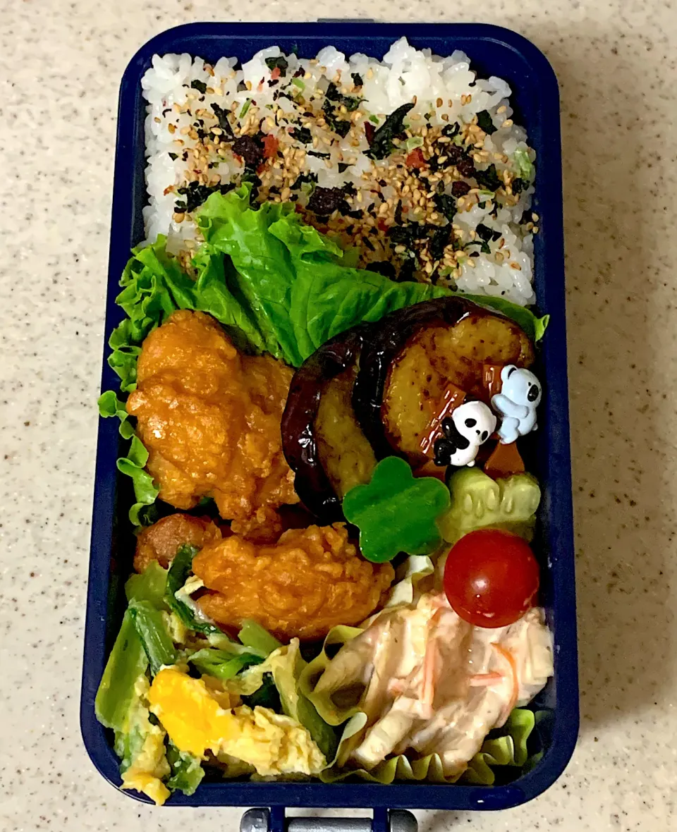 Snapdishの料理写真:鶏の唐揚げ弁当|besさん