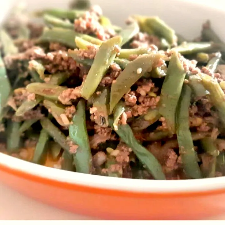 strir.frying green beens with ground beef|Elinaさん