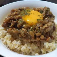 サバの味噌煮缶納豆ごはん|水沢 涼 MIRAGEさん