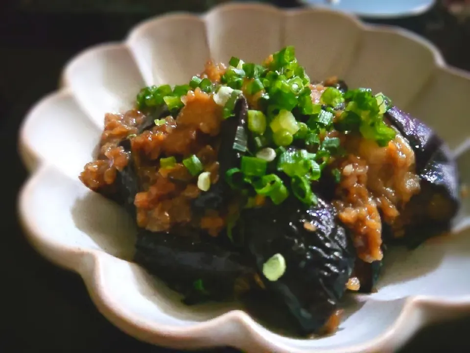 ひきわり納豆とナスの味噌炒め|sawoさん