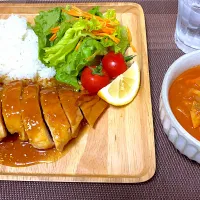 Snapdishの料理写真:ワンプレート　照り焼きチキン　サラダ　ミネストローネ|momococoさん