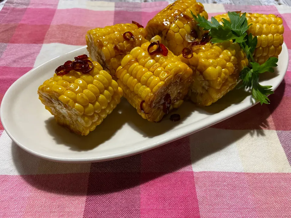 すずらんさんの料理 エスニック焼きとうもろこし♪|ハルのただ飯さん