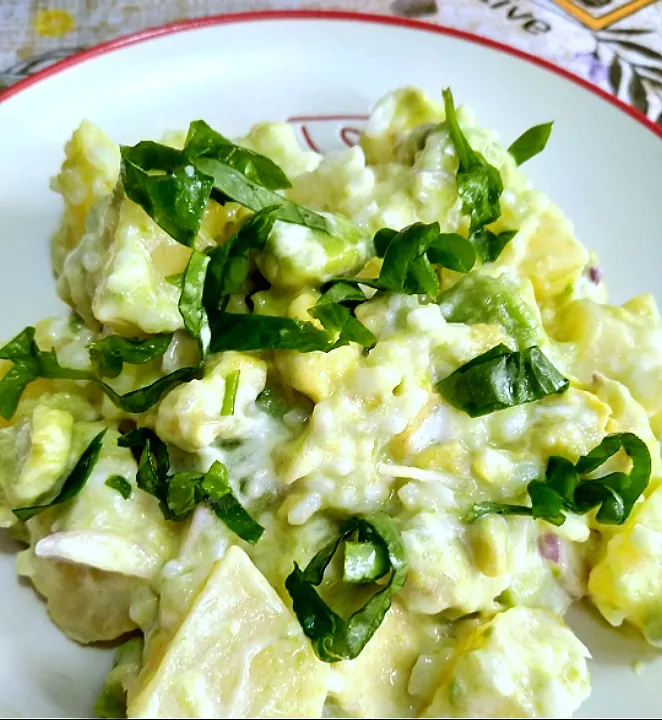 Snapdishの料理写真:Mayo Potato Avo Rice Salad|Harlina  (Malaysia)さん