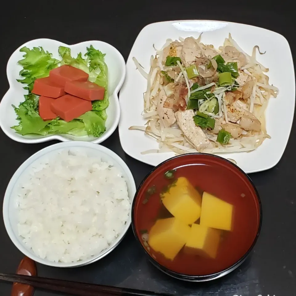 豚肉ロースとモヤシの和風炒め|Yukiさん