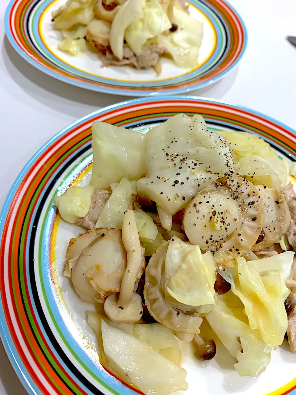 ホタテと豚肉、キャベツのバター醤油|Ayako Koizumiさん