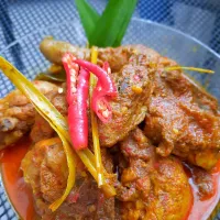 Rendang ayam (chicken rendang)
Indonesian traditional cuisine
have eaten this before?
must try.🙂|Lina Yulianaさん