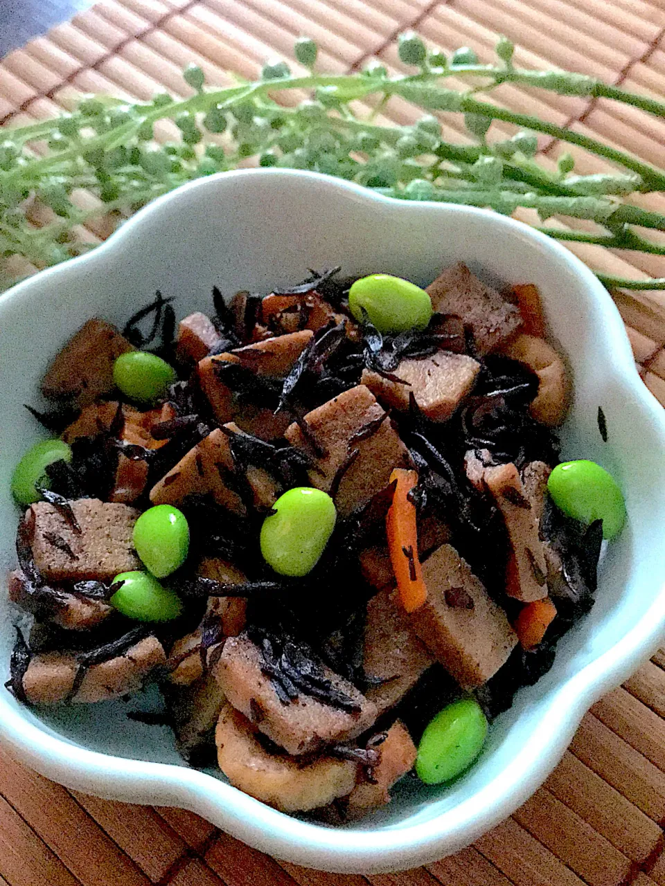 高野豆腐入りひじきの煮物|🌺🌺Foodie🌺🌺さん