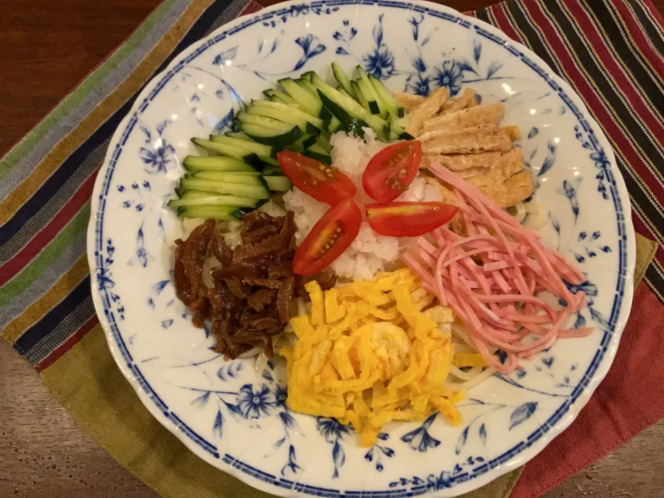 昨夜の晩ご飯❣️冷うどん|「蘭」さん