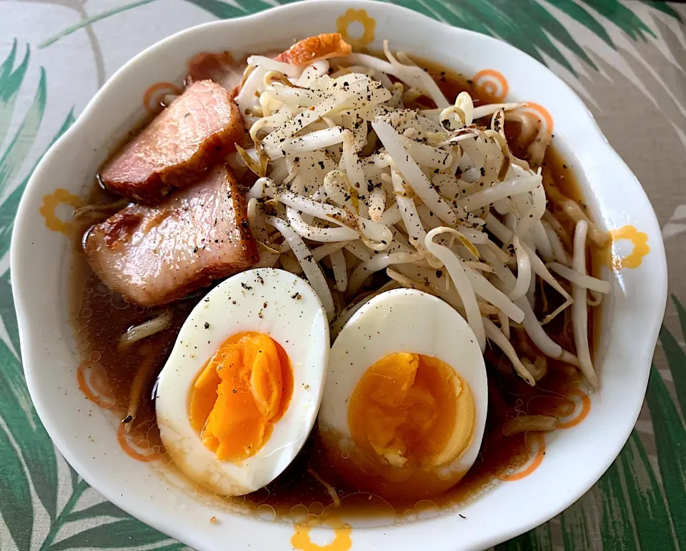 富山ブラックラーメンをお取り寄せ|コハクさん