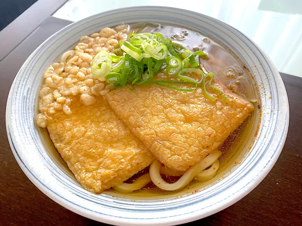 冷やしぶっかけきつねうどん|流線形さん