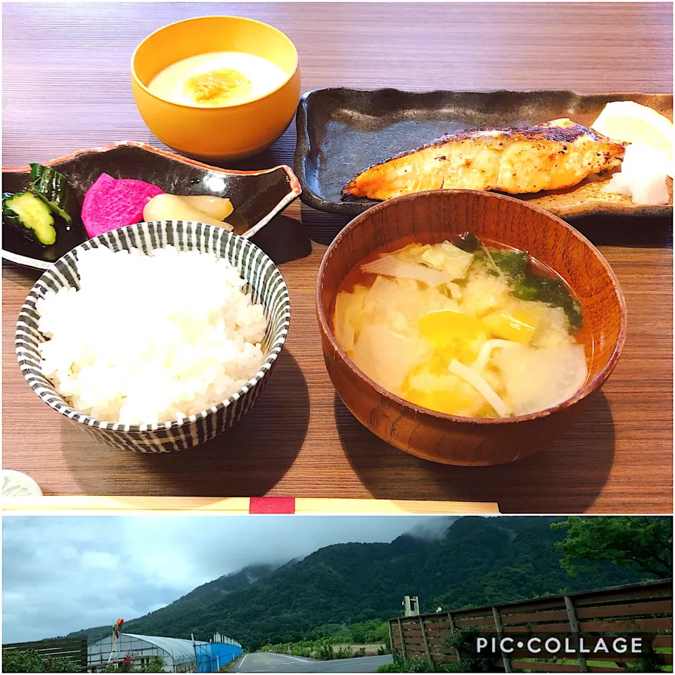 早起きして温泉で焼き鮭朝食♨️|Perritoさん