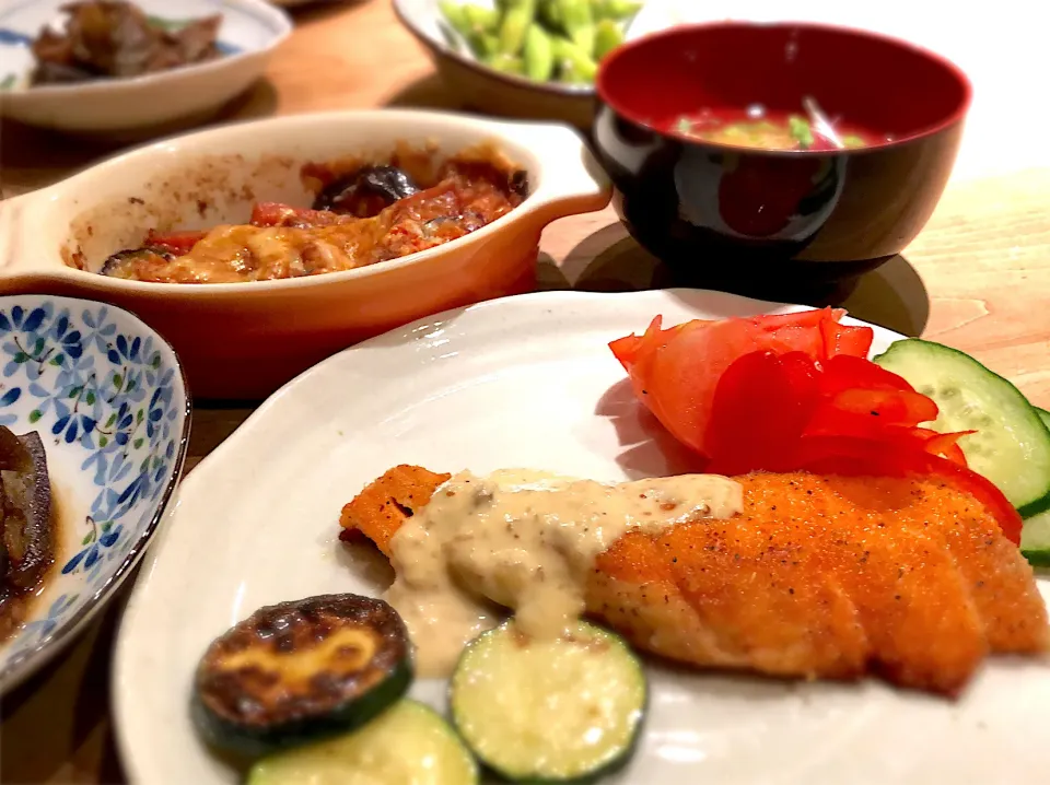 鮭のムニエル・トマトのチーズ焼き|くり子さん