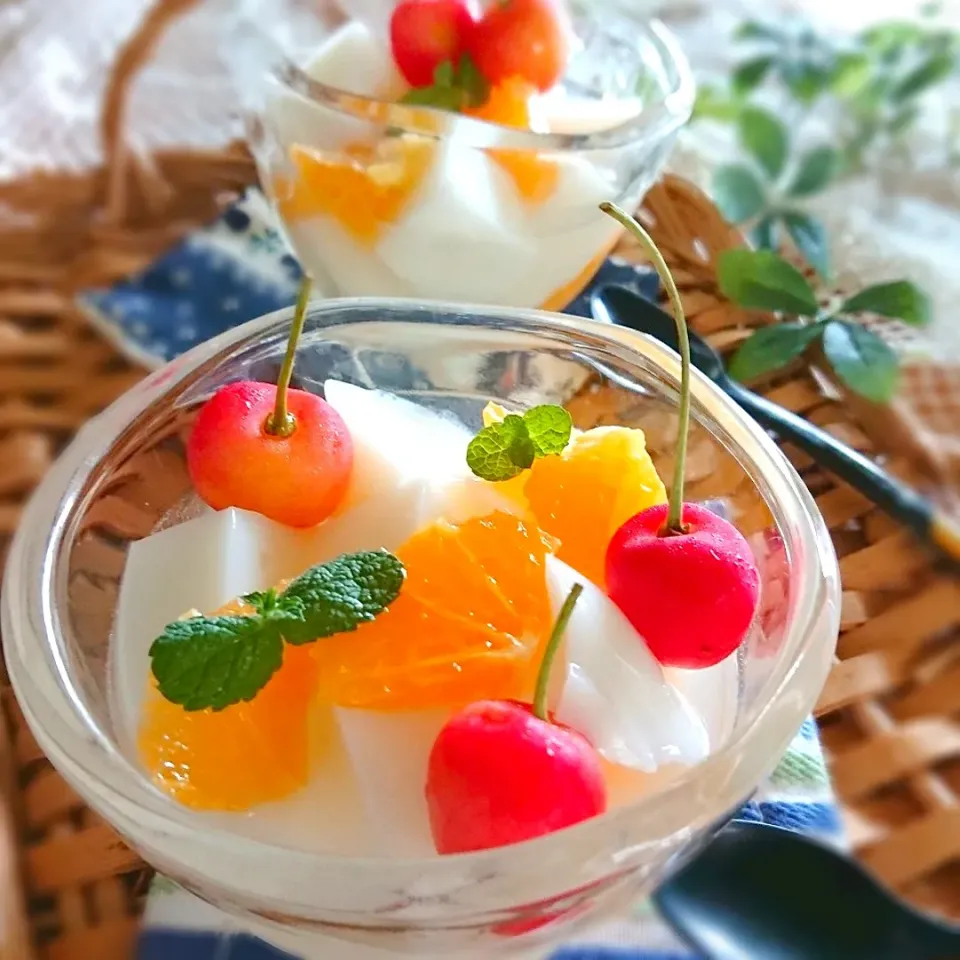 うさぎさんの料理 🍧ひんやり〜〜🍒🍑カラフル杏仁🍓🍊|とまと🍅さん