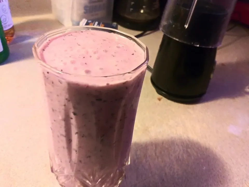 blueberry banana smoothie|joanna mooreさん