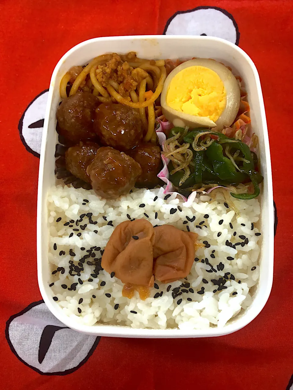 Snapdishの料理写真:肉玉弁当【めし】|超絶トルーマン石6さん