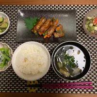 Snapdishの料理写真:いつかの晩御飯　豚バラ野菜巻き(笑)|cocoさん