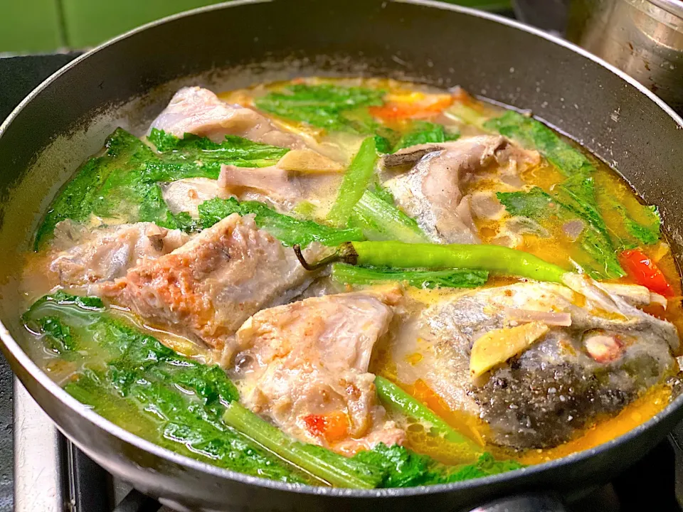 Sinigang na pink salmon ulo sa miso and fresh tamarind|unicoandunicaさん