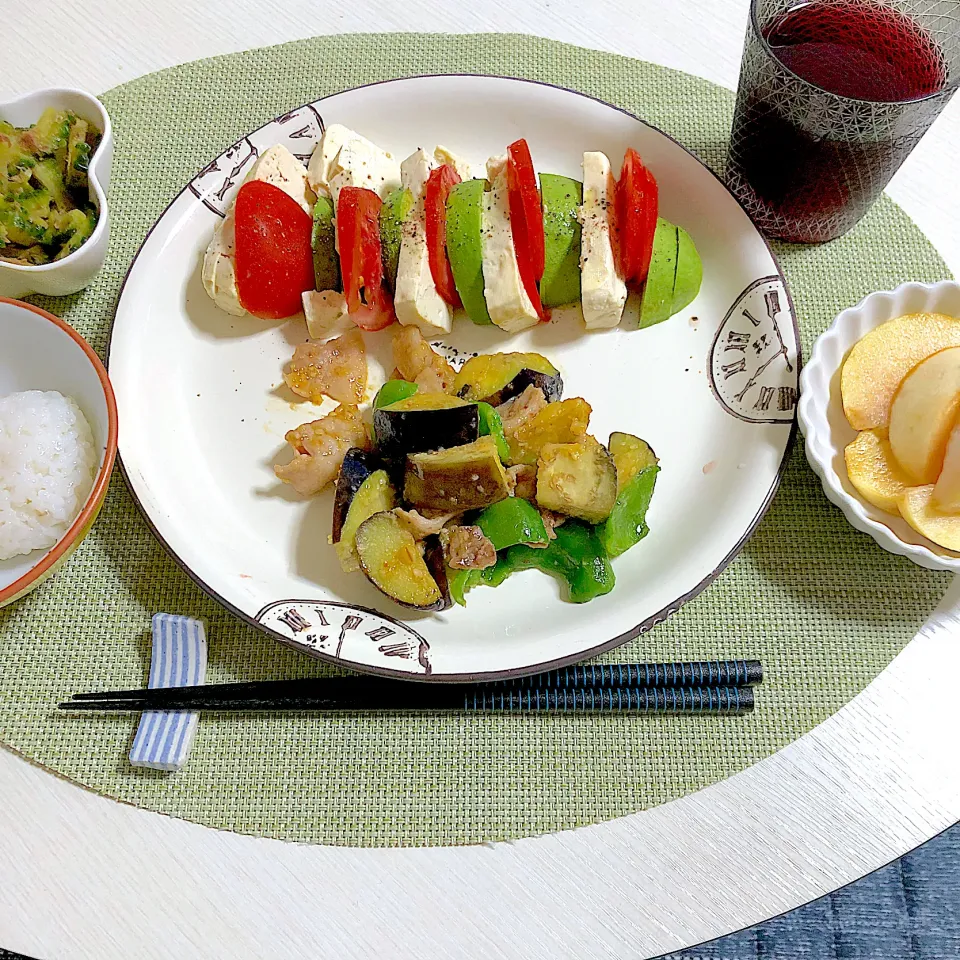 Snapdishの料理写真:7/13晩ご飯：茄子と豚バラのピリ辛味噌炒め|ななみんさん