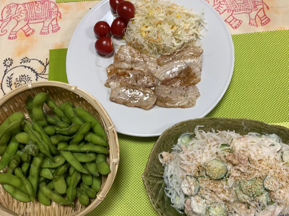 豚バラ塩胡椒焼き、春雨ツナサラダ、枝豆、ホタテごはん|peanutsさん