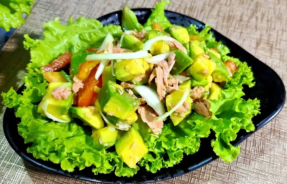 Tuna Avocado Salad
Keto Diet|SerenityRinoaさん