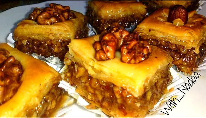 Baklawa Algerienne aux noix et amandes|Nadaさん