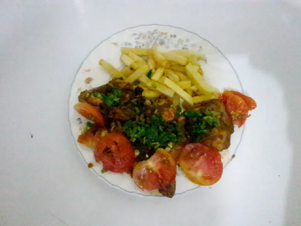 grilled pepper chicken..fries n tomatoes|jamaicaさん