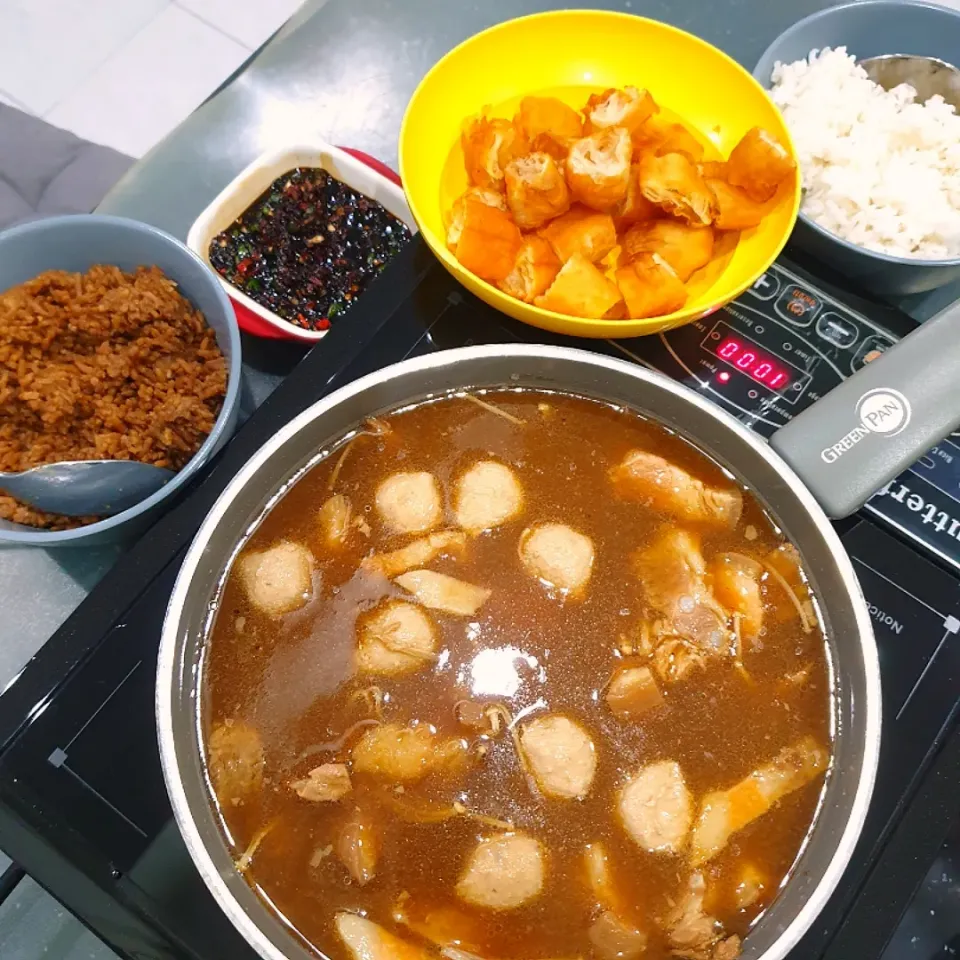 Snapdishの料理写真:Bak Kut Teh 肉骨茶 @ Herbal Soup|envymaqueenさん