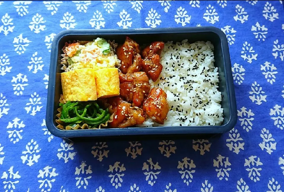 Snapdishの料理写真:息子のお弁当|まいまいさん