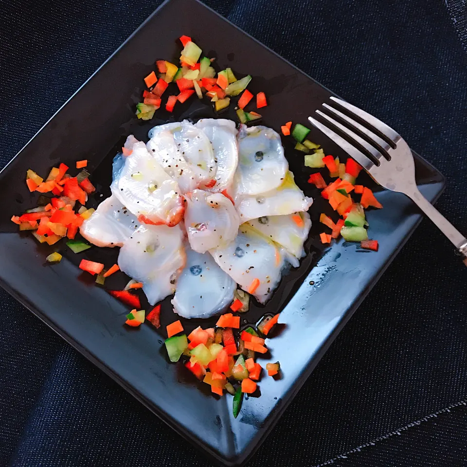 タコ🐙のカルパッチョ🍽🥕🥒⋆*|めぐぐさん