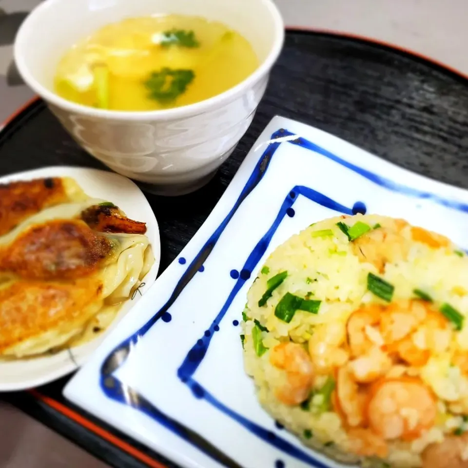 今日の朝ご飯🍚|こまちさん