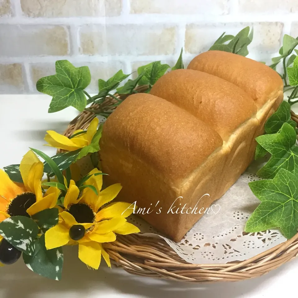 ふわふわ山食パン😆🍞|あみさん