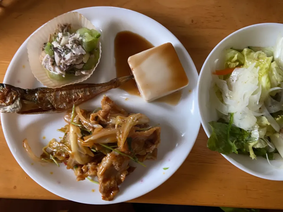 ヘルシーにお昼ご飯と、思ったけど肉😋|「蘭」さん