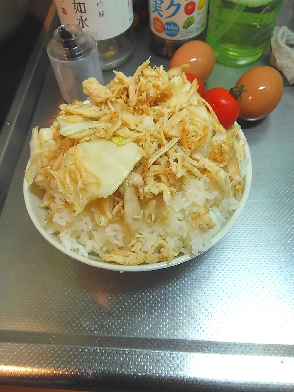 シーチキンレタス炒め(丼)|ガナ～ズさん