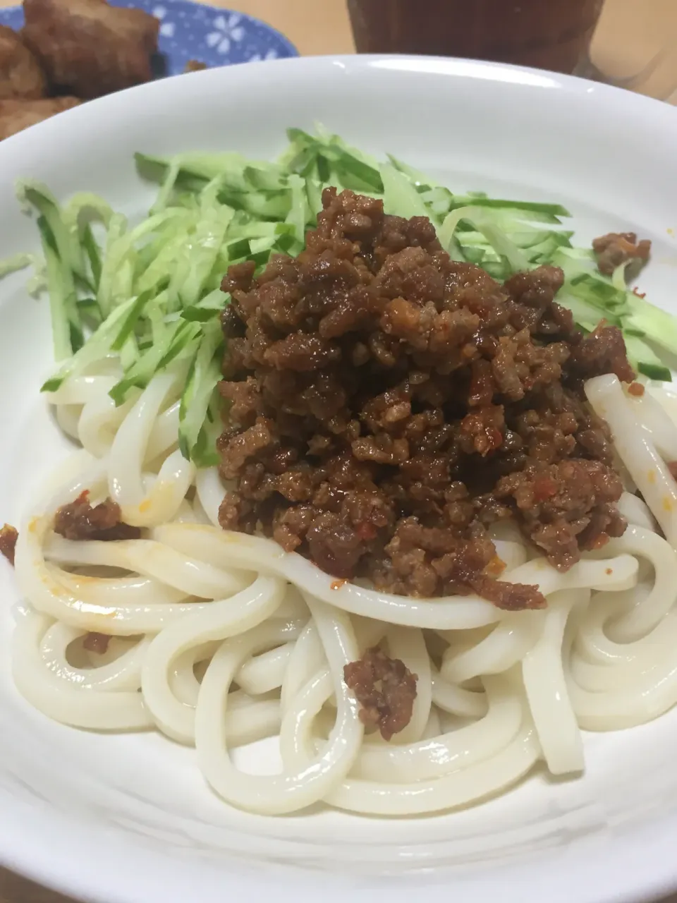 Snapdishの料理写真:在宅勤務中の男飯(肉味噌うどん)|おおもりの星さん