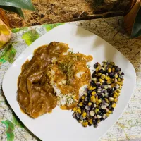 Snapdishの料理写真:Sweet Vidalia Onion  Smothered Beef Liver & Rice Organic Purple,Yellow& White 
Corn!🔥|Nubian Queenさん