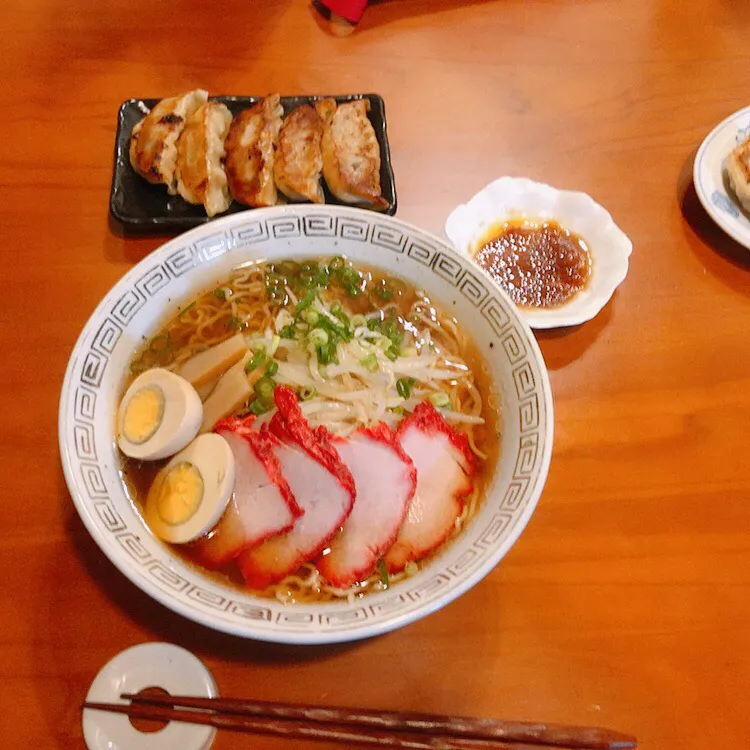 Snapdishの料理写真:地元名物焼き豚でラーメン^_^|まゆえりさん