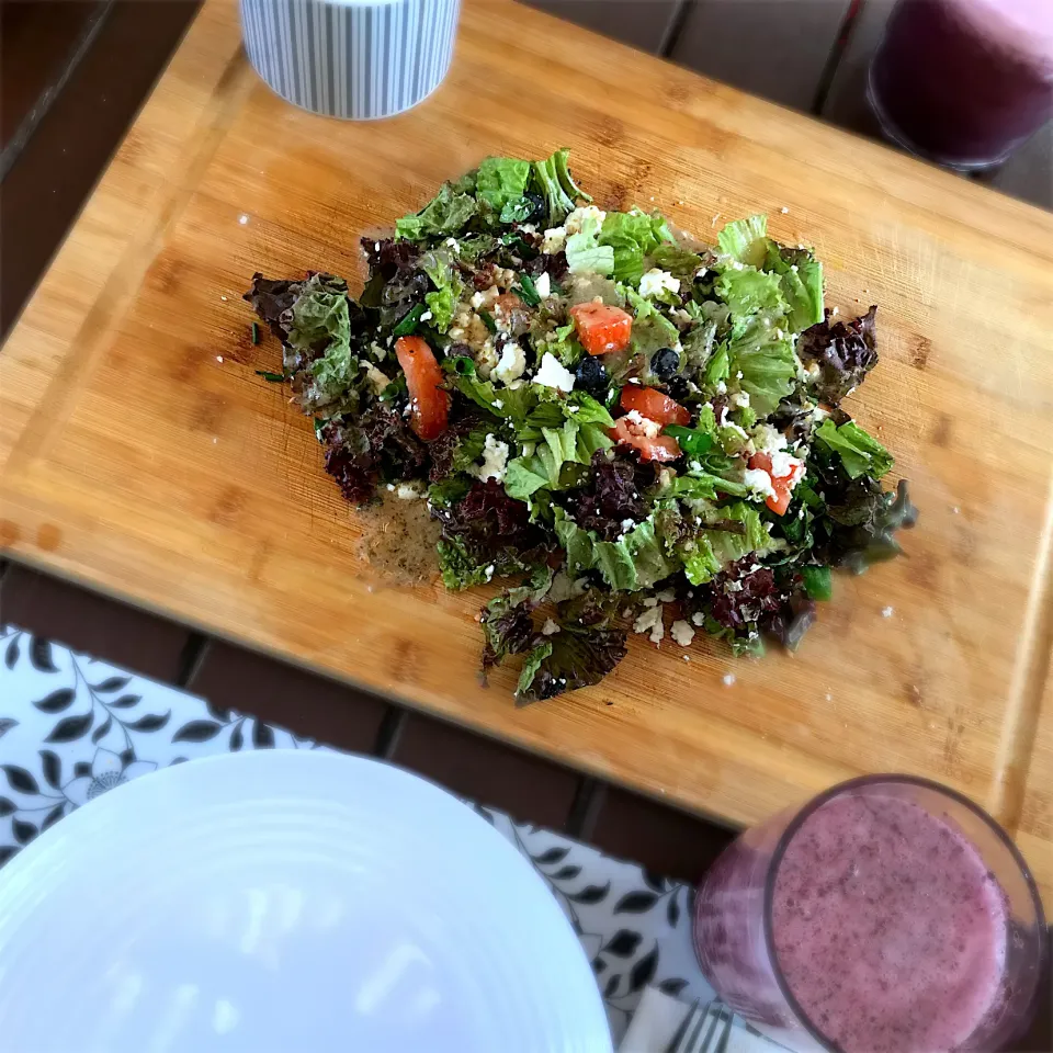 Super antioxidant salad and smoothie|T.E.Dennisさん