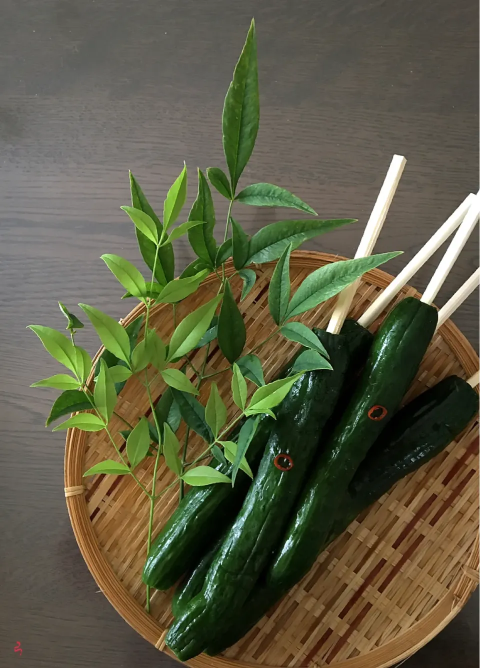 丸ごと1本キュウリの漬物 🥒|yucca@さん