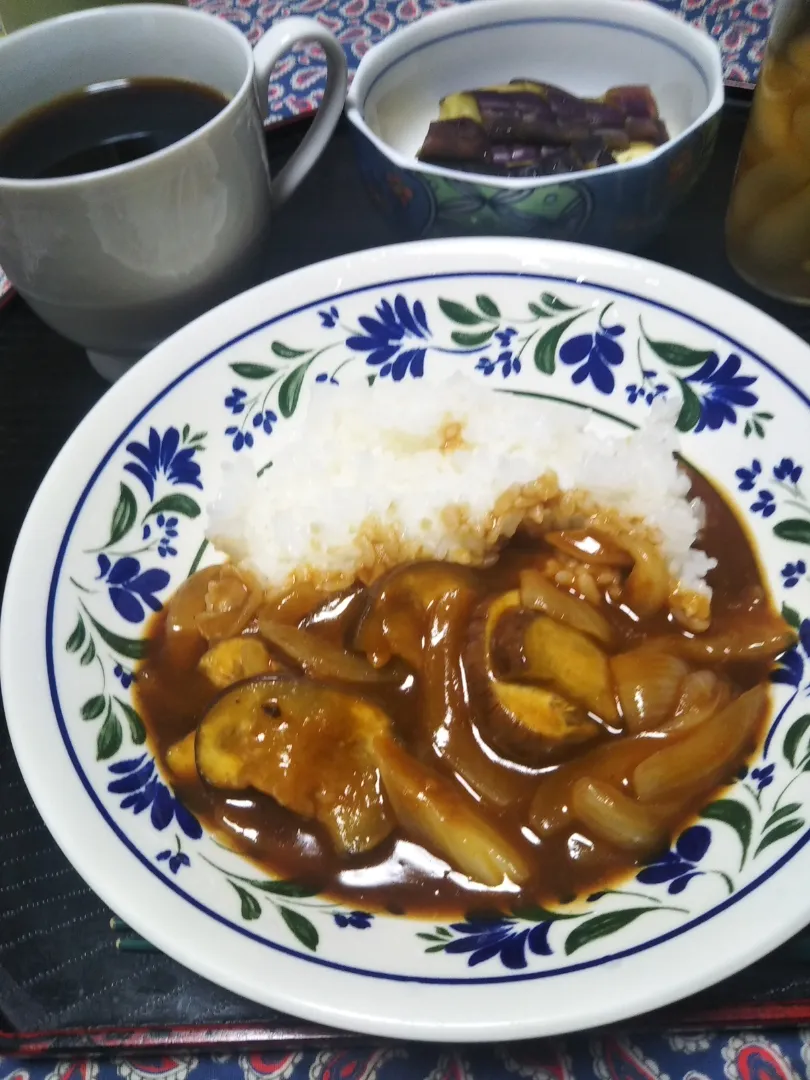 よねばーばの朝ごはん
茄子のカレー|yoneばーばさん