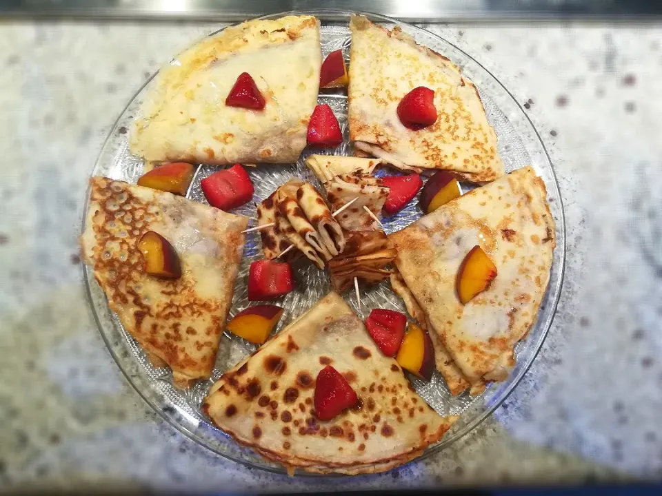 Snapdishの料理写真:Foodiee's dish Crepes 😋|Foodieeさん