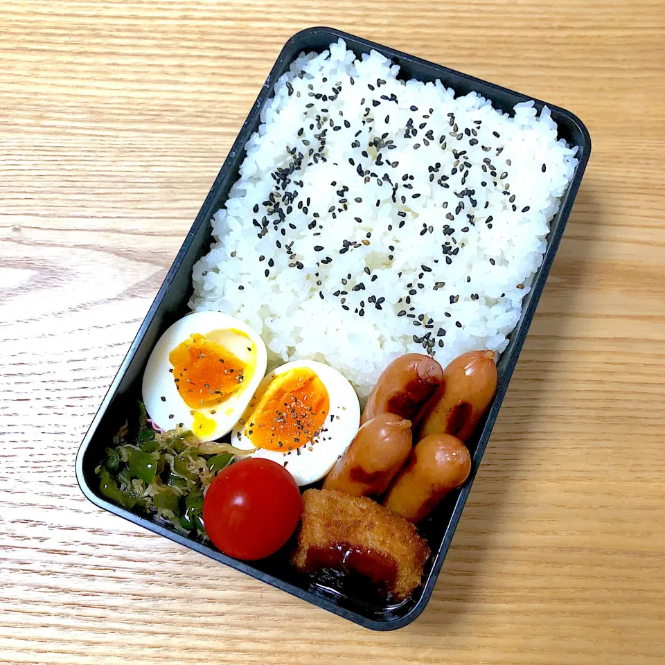 金曜日の旦那さんのお弁当🍙|むさけんさん