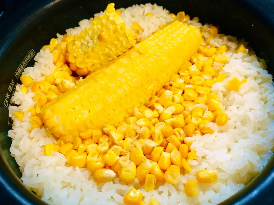 びせんさんの料理 とうもろこしご飯🌽|ひろりんさん