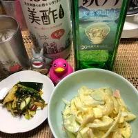 Snapdishの料理写真:マカロニタマゴサラダ🥗ズッキーニ浅漬け|Asa Eiさん