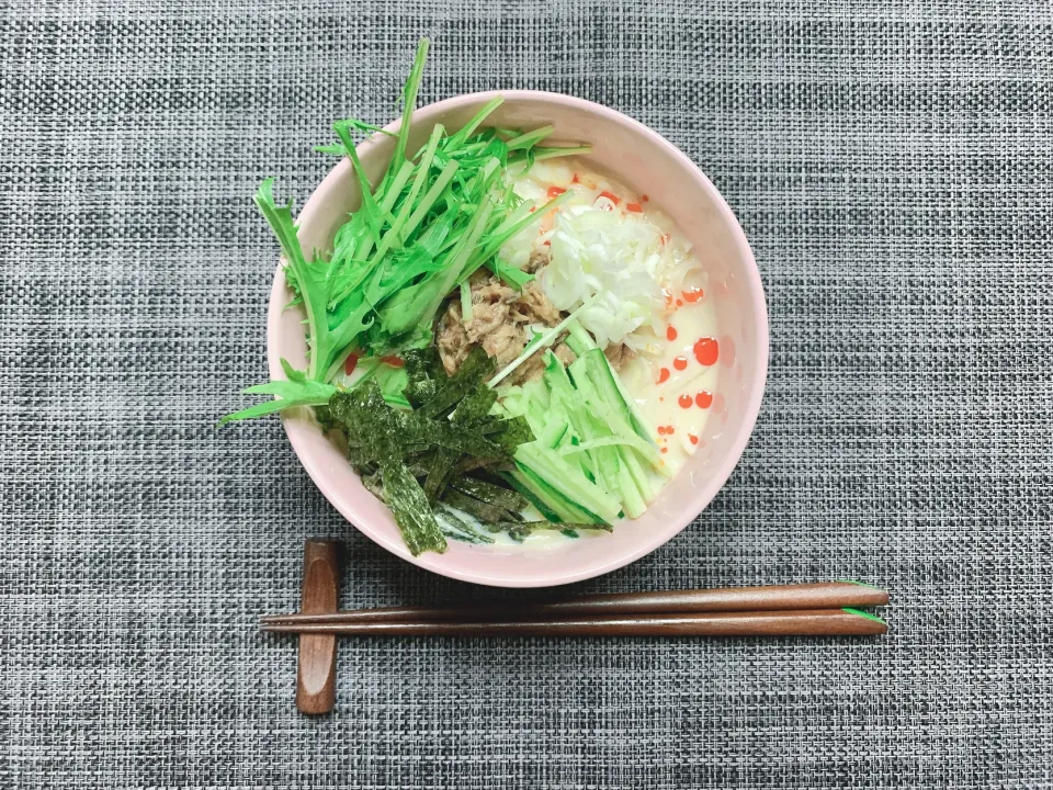 Snapdishの料理写真:サバ缶で担々麺風豆乳ラーメン🍜|k.さん