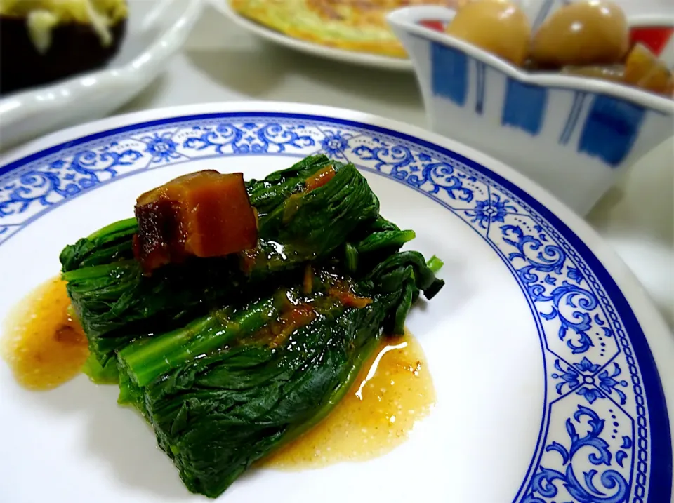 青菜の油茹、魯肉飯のタレをかけて🇹🇼|Mickeeさん