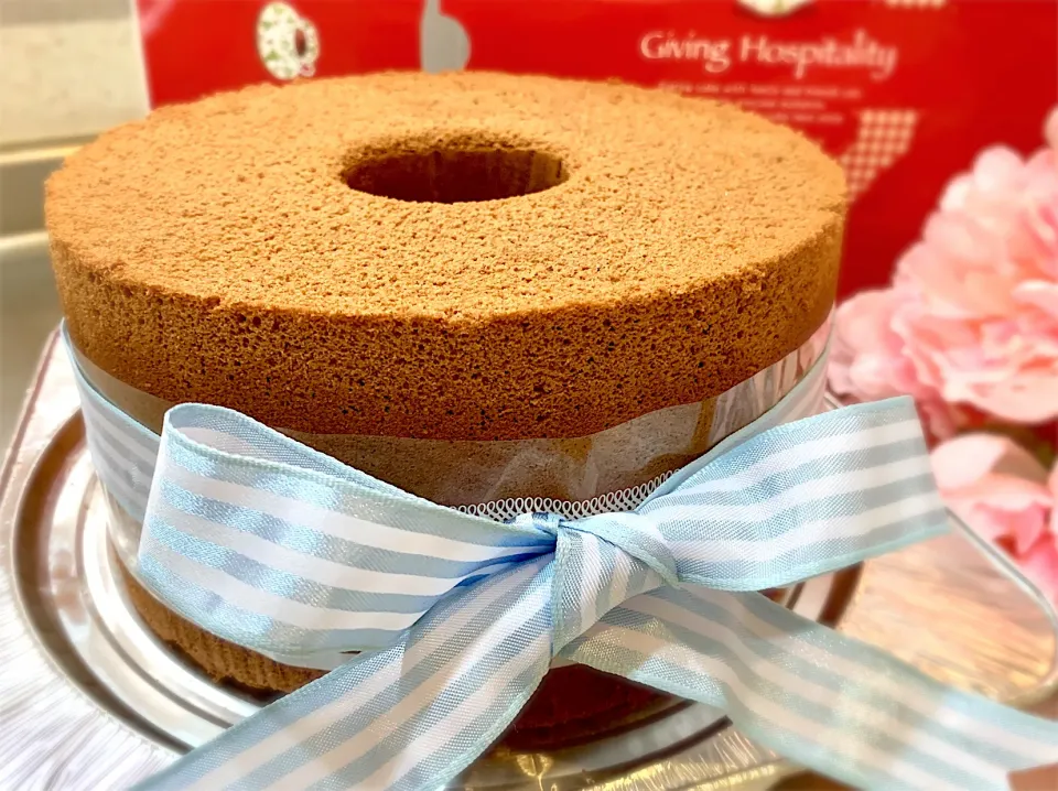 チョコシフォンケーキ🍫リボン🎀でおめかし|makoさん